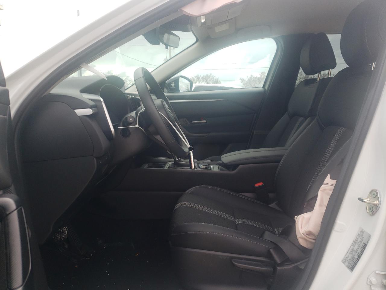 7MMVABAM6RN201787 2024 Mazda Cx-50 Select