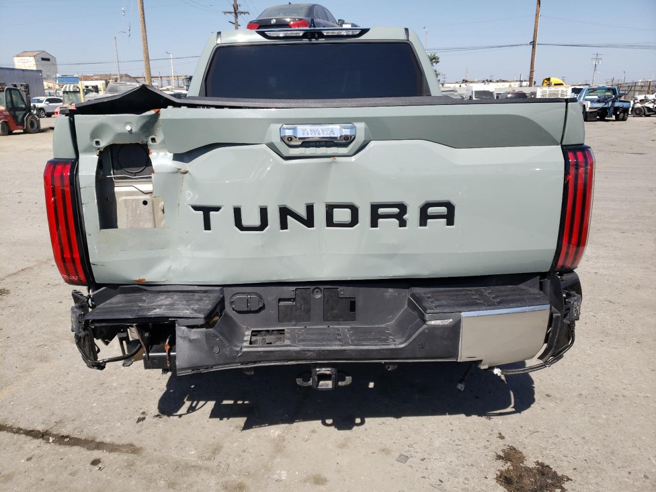 5TFJA5AB9NX015481 2022 Toyota Tundra Crewmax Limited