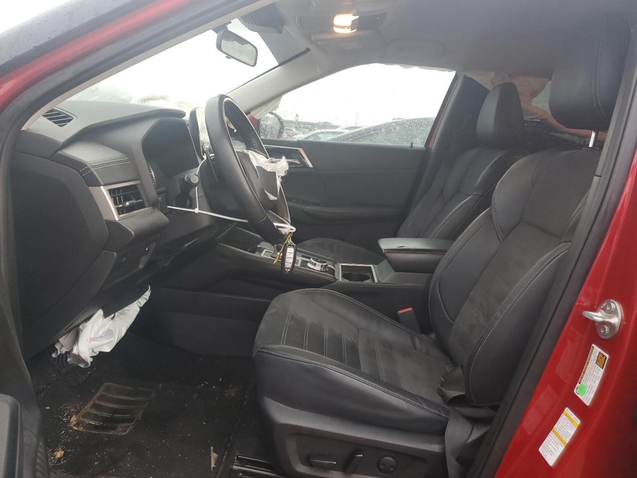 JA4J3UA81NZ020634 2022 Mitsubishi Outlander Se