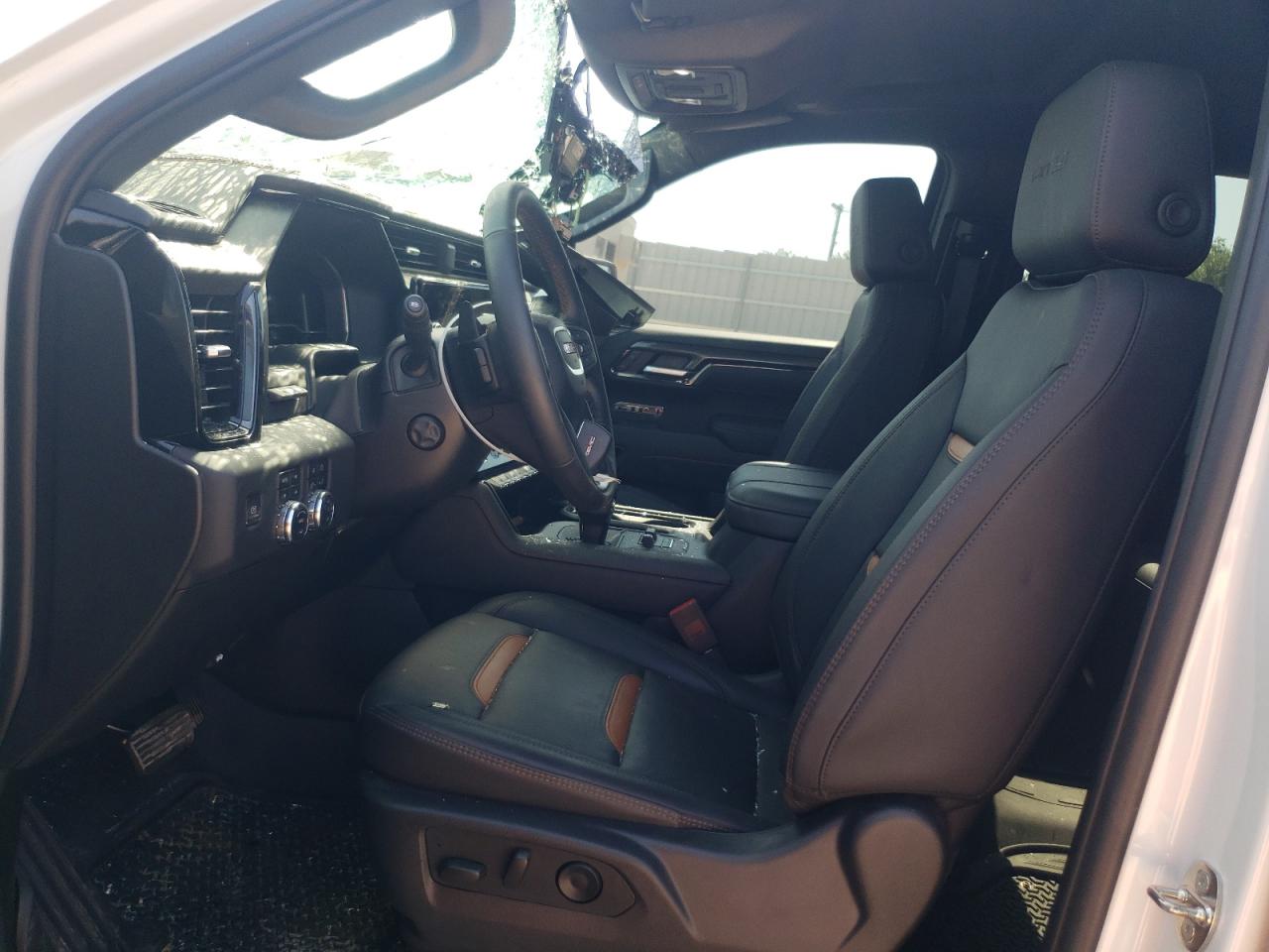 1GTUUEE88RZ127377 2024 GMC Sierra K1500 At4