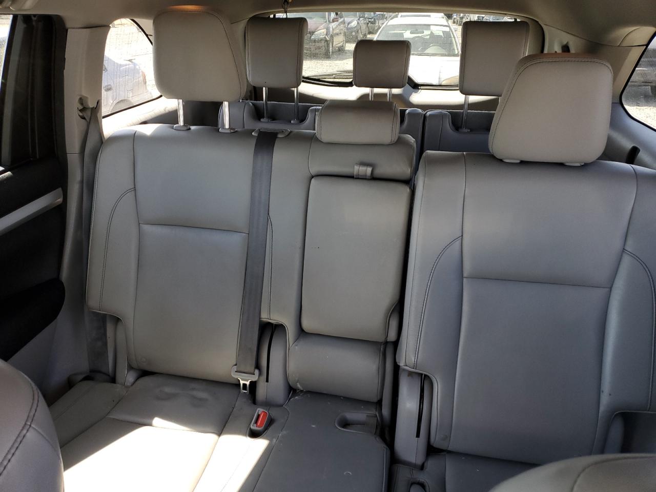 5TDJKRFH8FS219746 2015 Toyota Highlander Xle