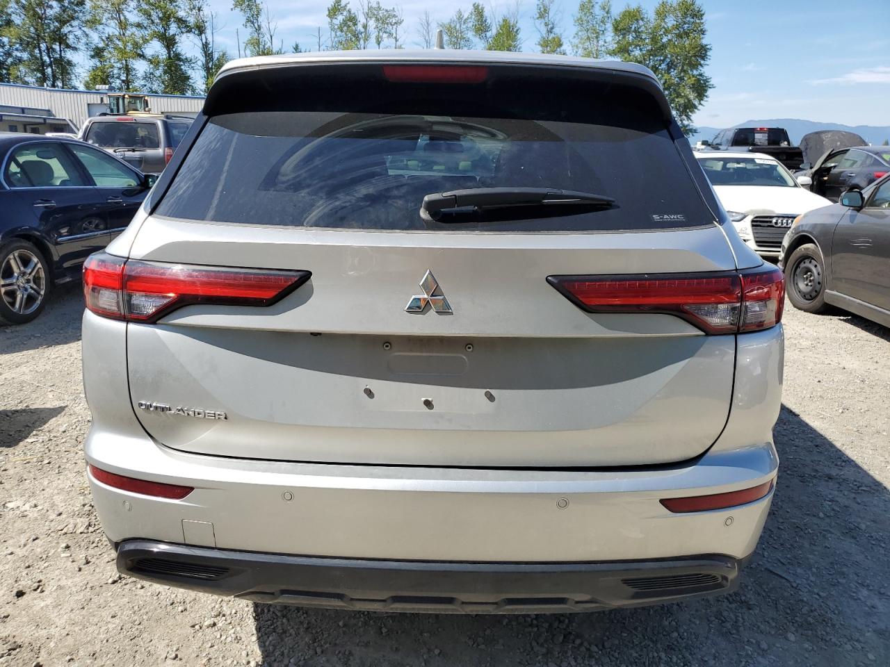 JA4J4UA8XNZ063933 2022 Mitsubishi Outlander Se