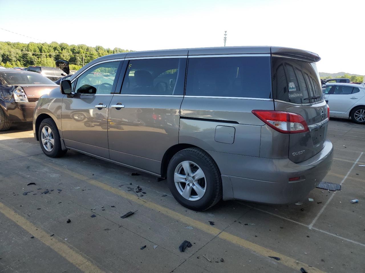 JN8AE2KP3E9106171 2014 Nissan Quest S