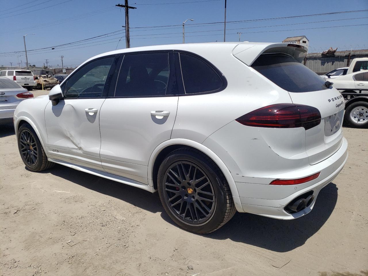 2016 Porsche Cayenne Gts vin: WP1AD2A29GLA78059