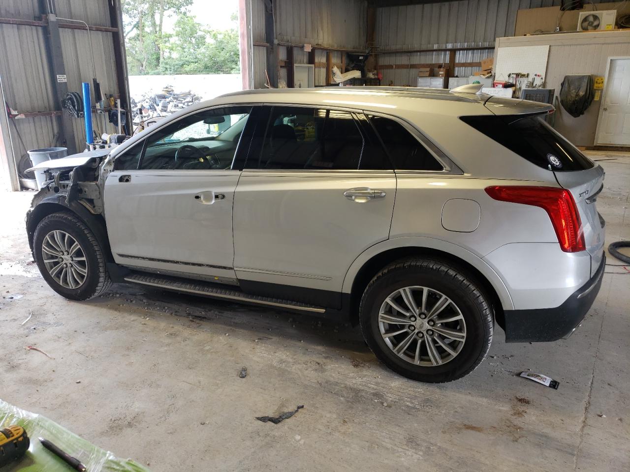 1GYKNBRSXHZ109772 2017 Cadillac Xt5 Luxury