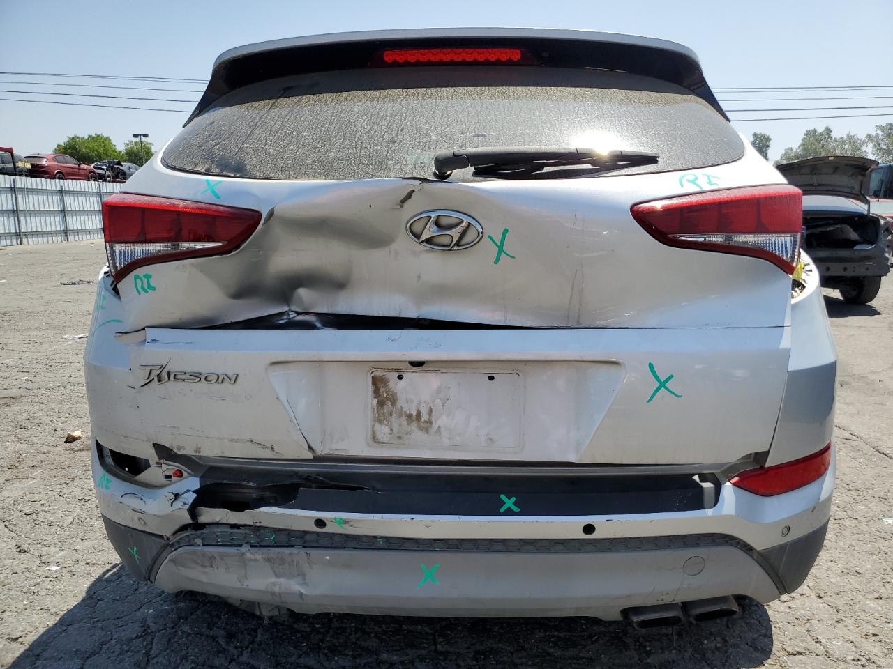 KM8J33A26JU669554 2018 Hyundai Tucson Value