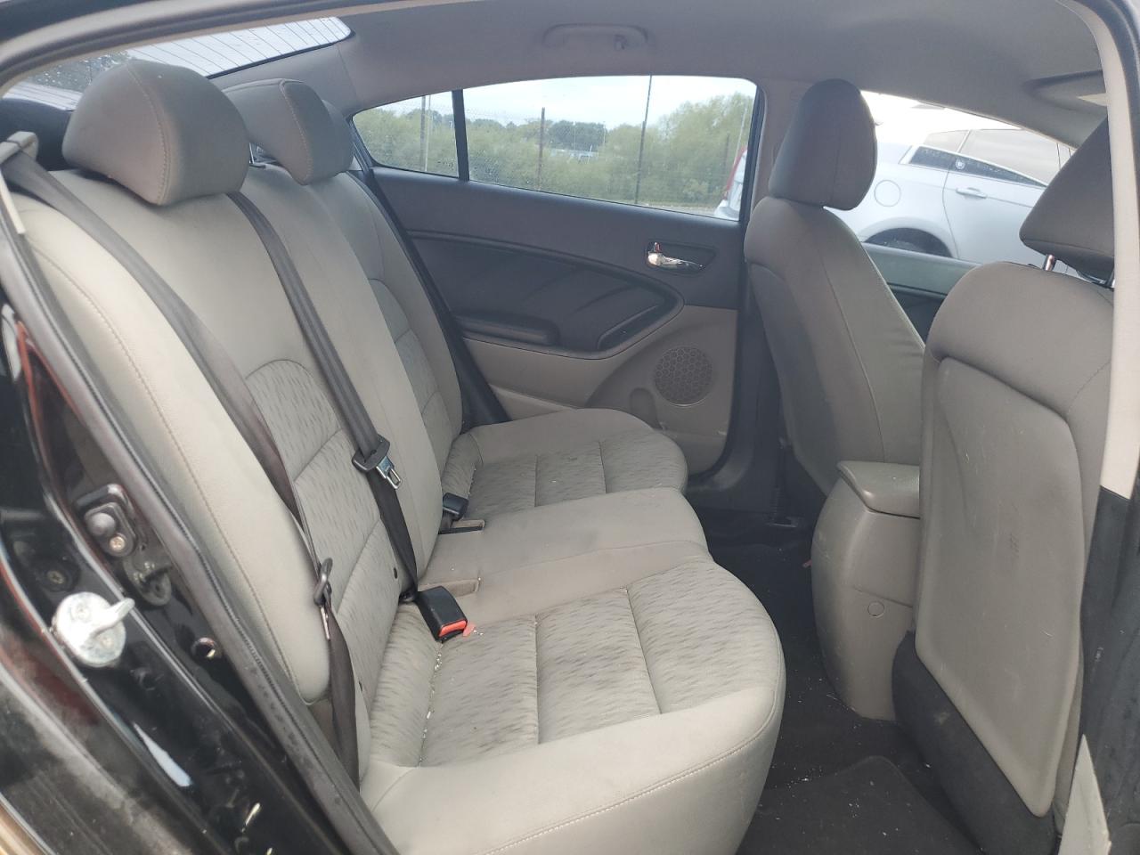 KNAFK4A63F5401663 2015 Kia Forte Lx