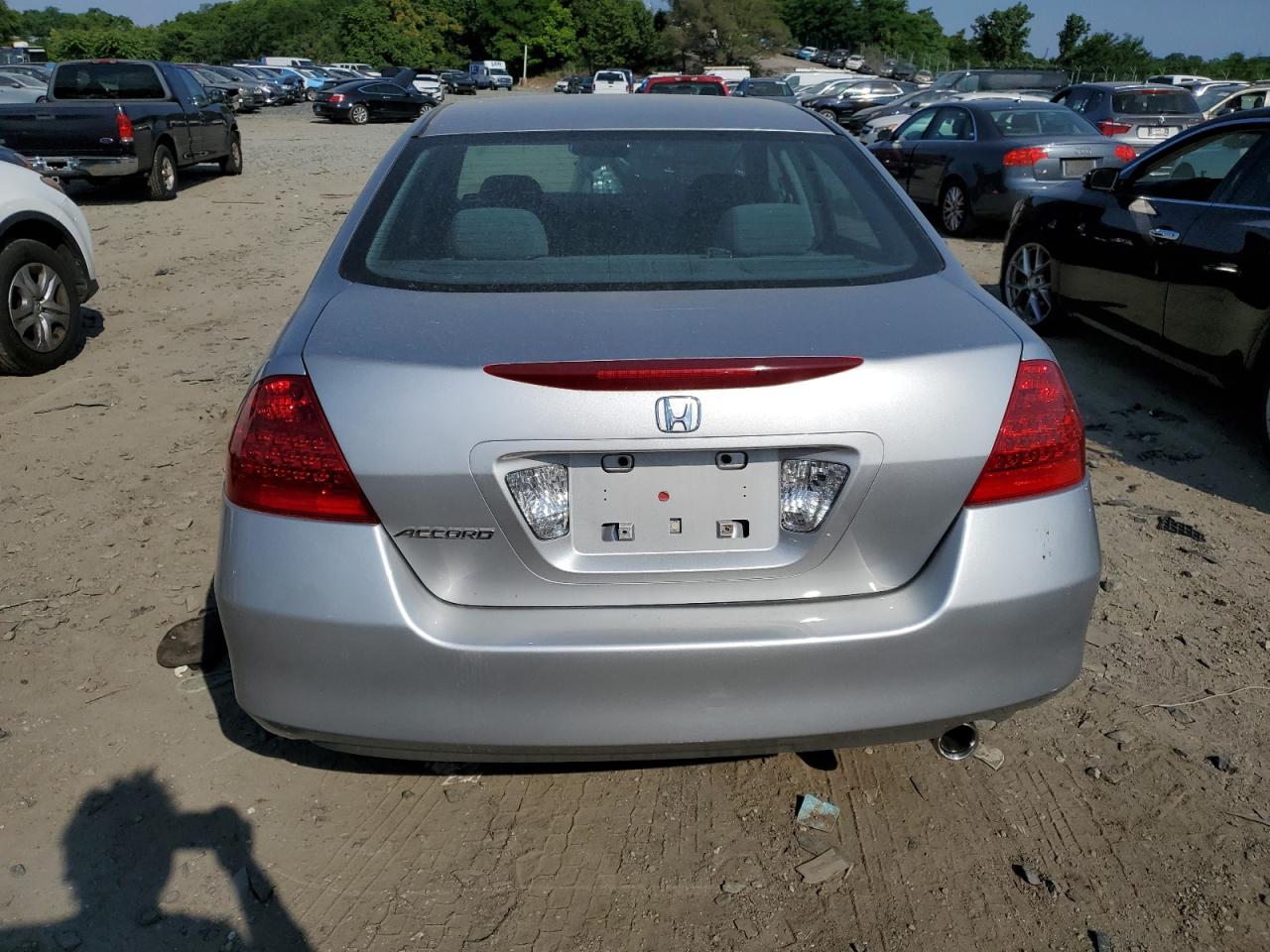 1HGCM56376A160252 2006 Honda Accord Se
