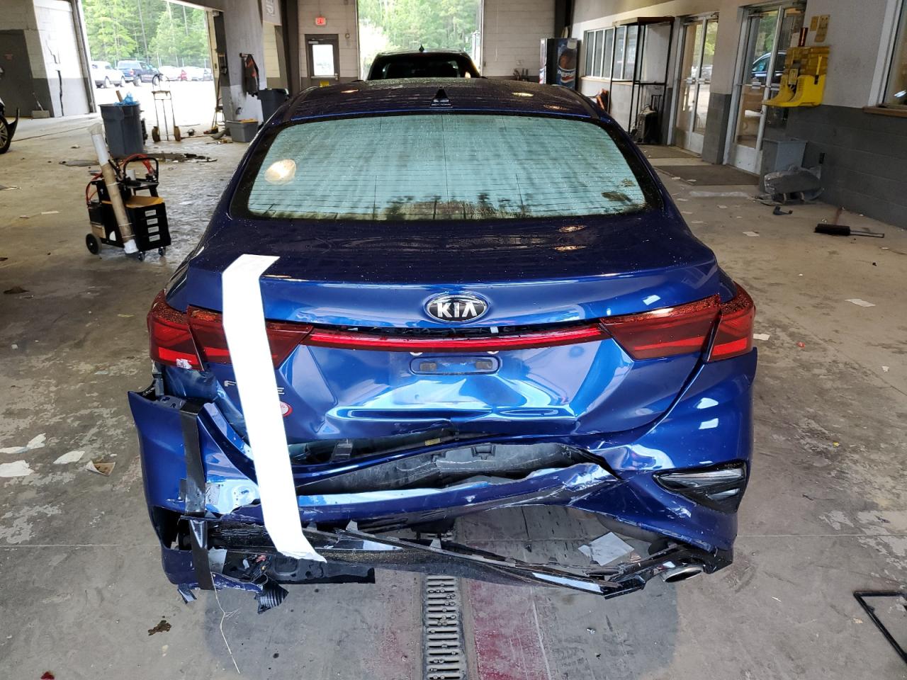 3KPF24AD7ME299092 2021 Kia Forte Fe