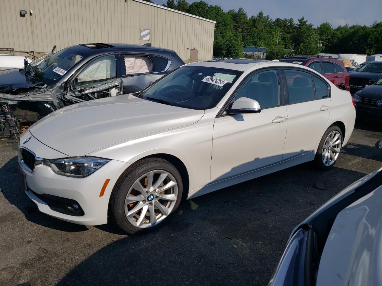 2018 BMW 320 Xi vin: WBA8E5G57JNU45680