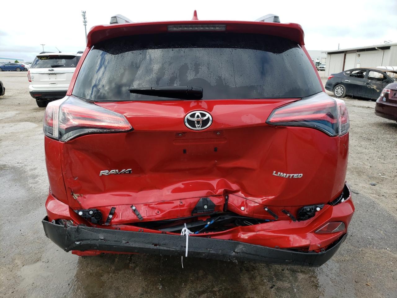 JTMYFREV1HJ144348 2017 Toyota Rav4 Limited