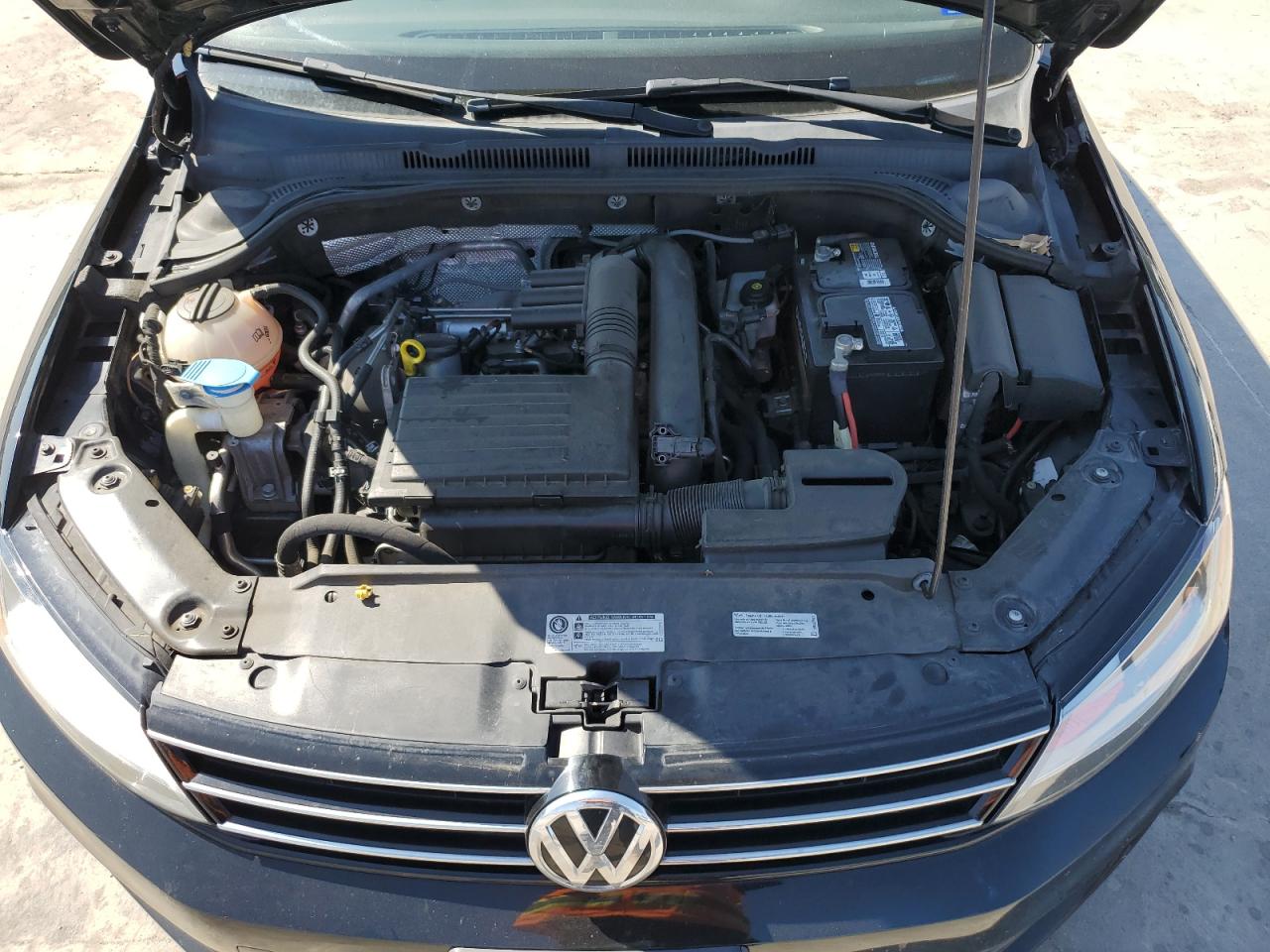 3VWDB7AJ0HM281928 2017 Volkswagen Jetta Se