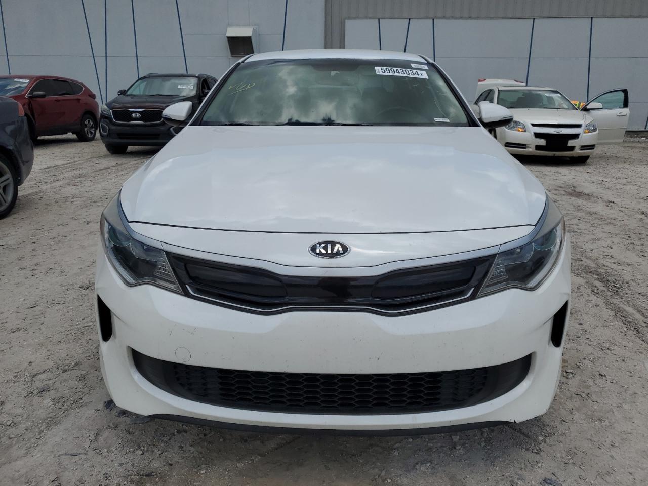 2017 Kia Optima Hybrid vin: KNAGT4LC5H5008772