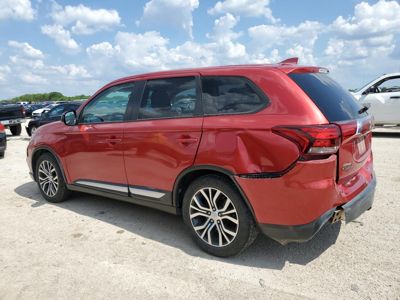 JA4AD2A34JZ054373 2018 Mitsubishi Outlander Es