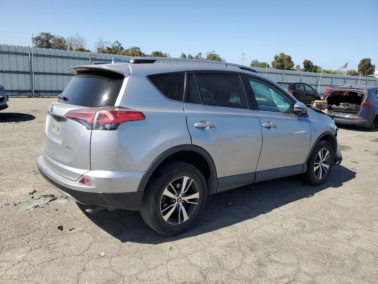 2018 Toyota Rav4 Adventure vin: 2T3WFREV6JW438679