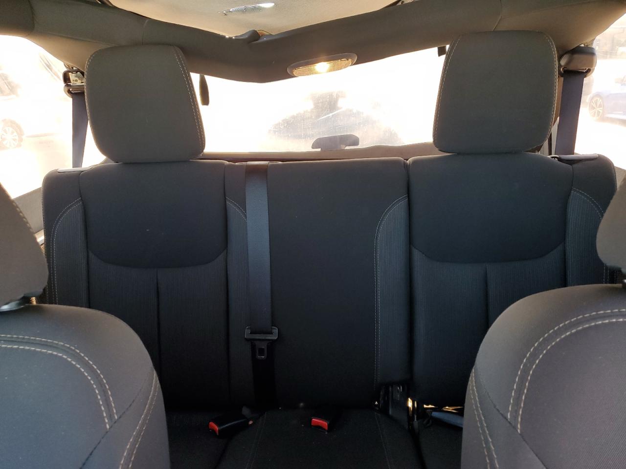 1C4BJWEG4EL256081 2014 Jeep Wrangler Unlimited Sahara