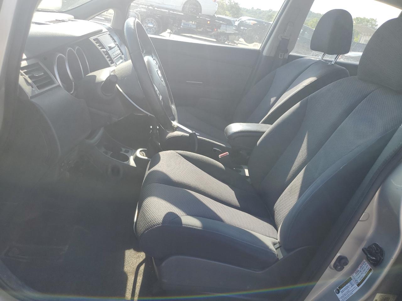 3N1BC11E78L351148 2008 Nissan Versa S