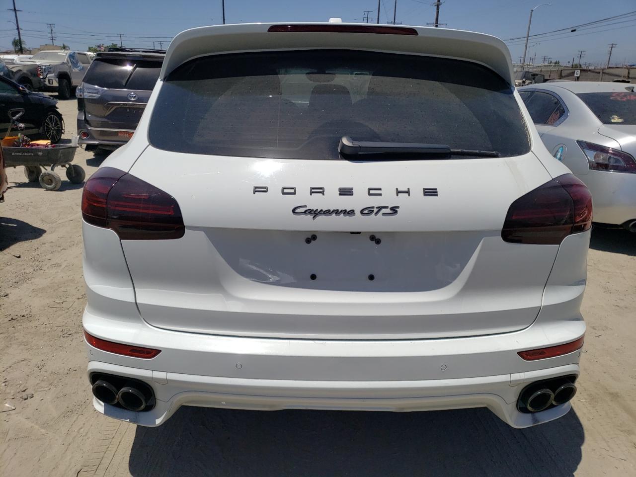 2016 Porsche Cayenne Gts vin: WP1AD2A29GLA78059