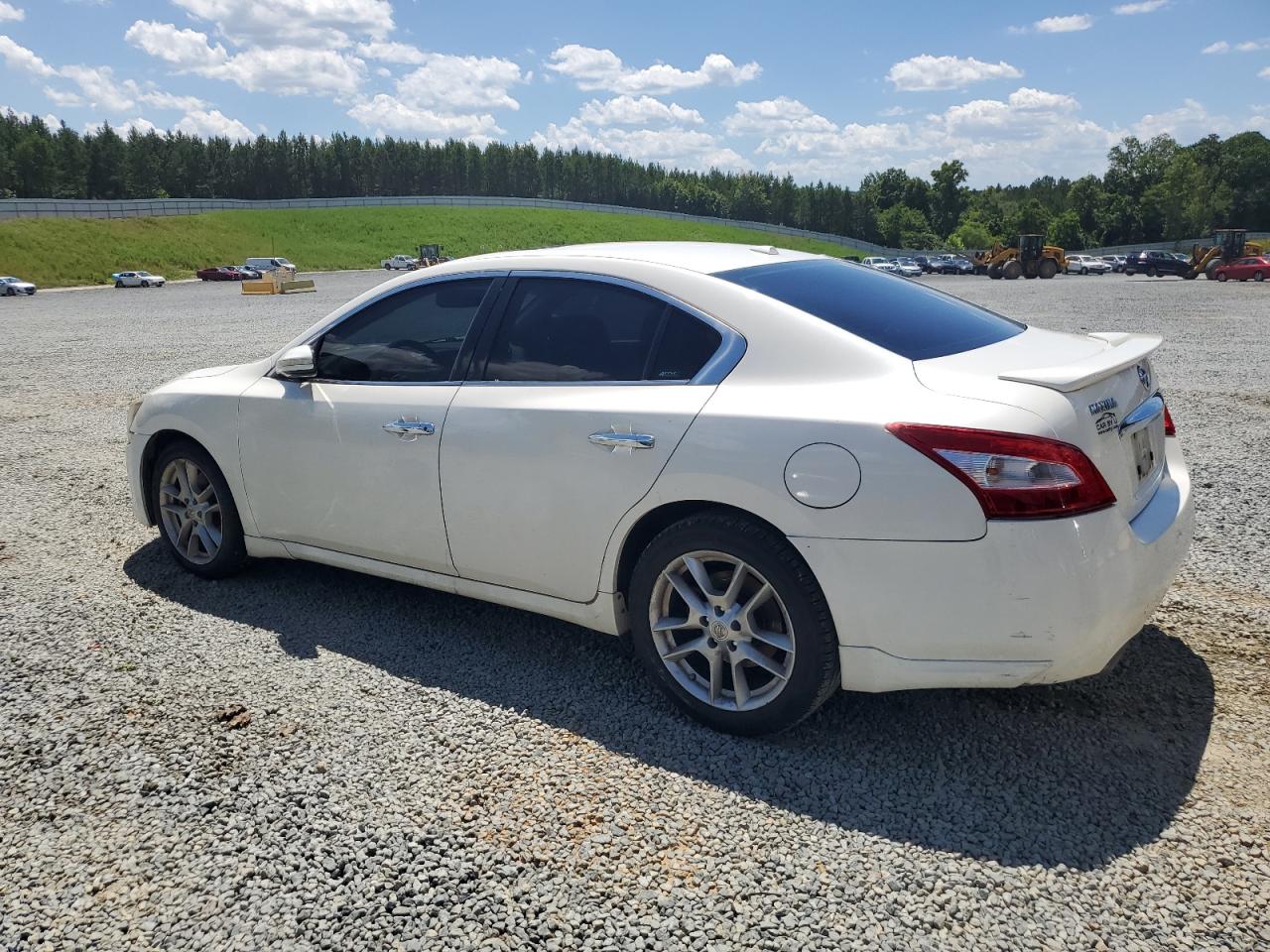 1N4AA5AP2AC860269 2010 Nissan Maxima S