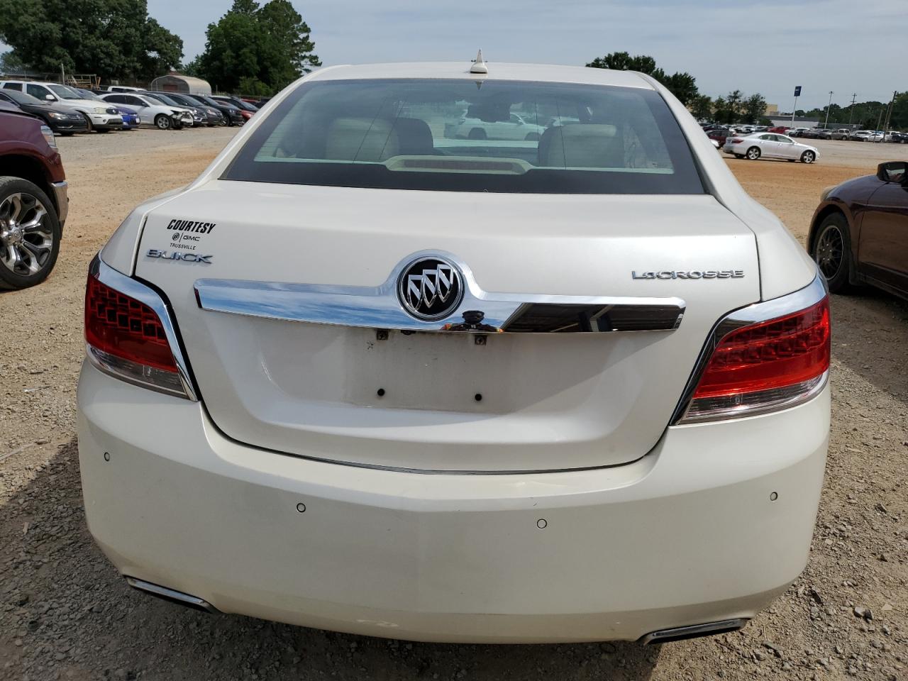 2013 Buick Lacrosse Premium vin: 1G4GF5E33DF169876