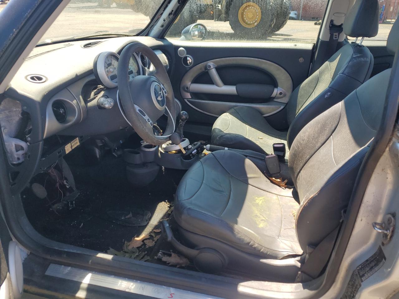 WMWRE33422TD57383 2002 Mini Cooper S