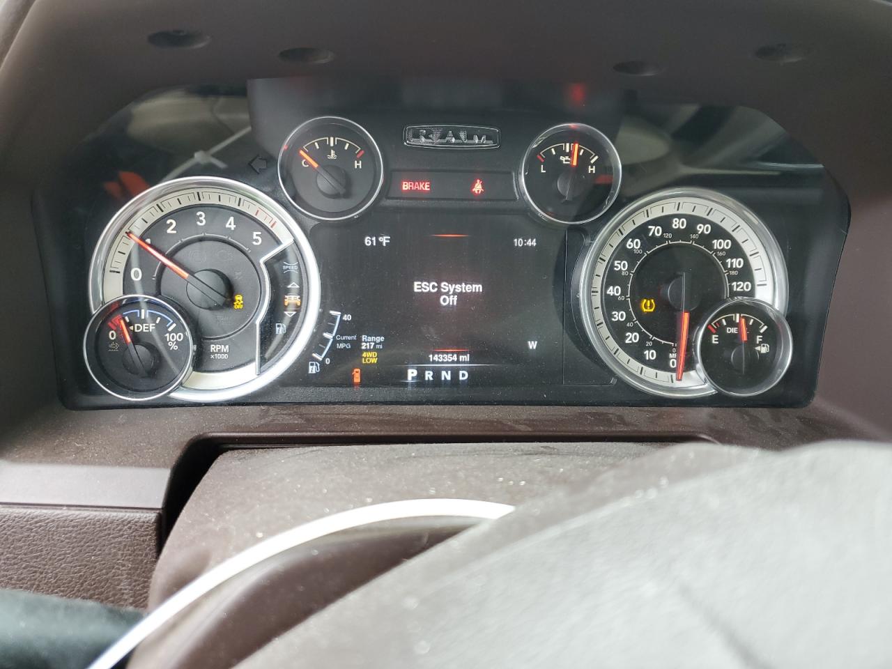 1C6RR7VM8GS282492 2016 Ram 1500 Laramie