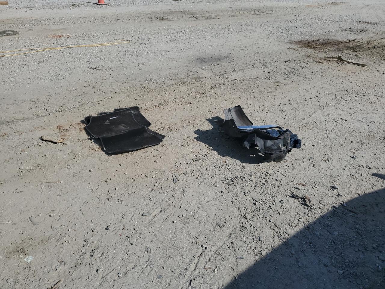 WDDHF5GB7AA123950 2010 Mercedes-Benz E 350