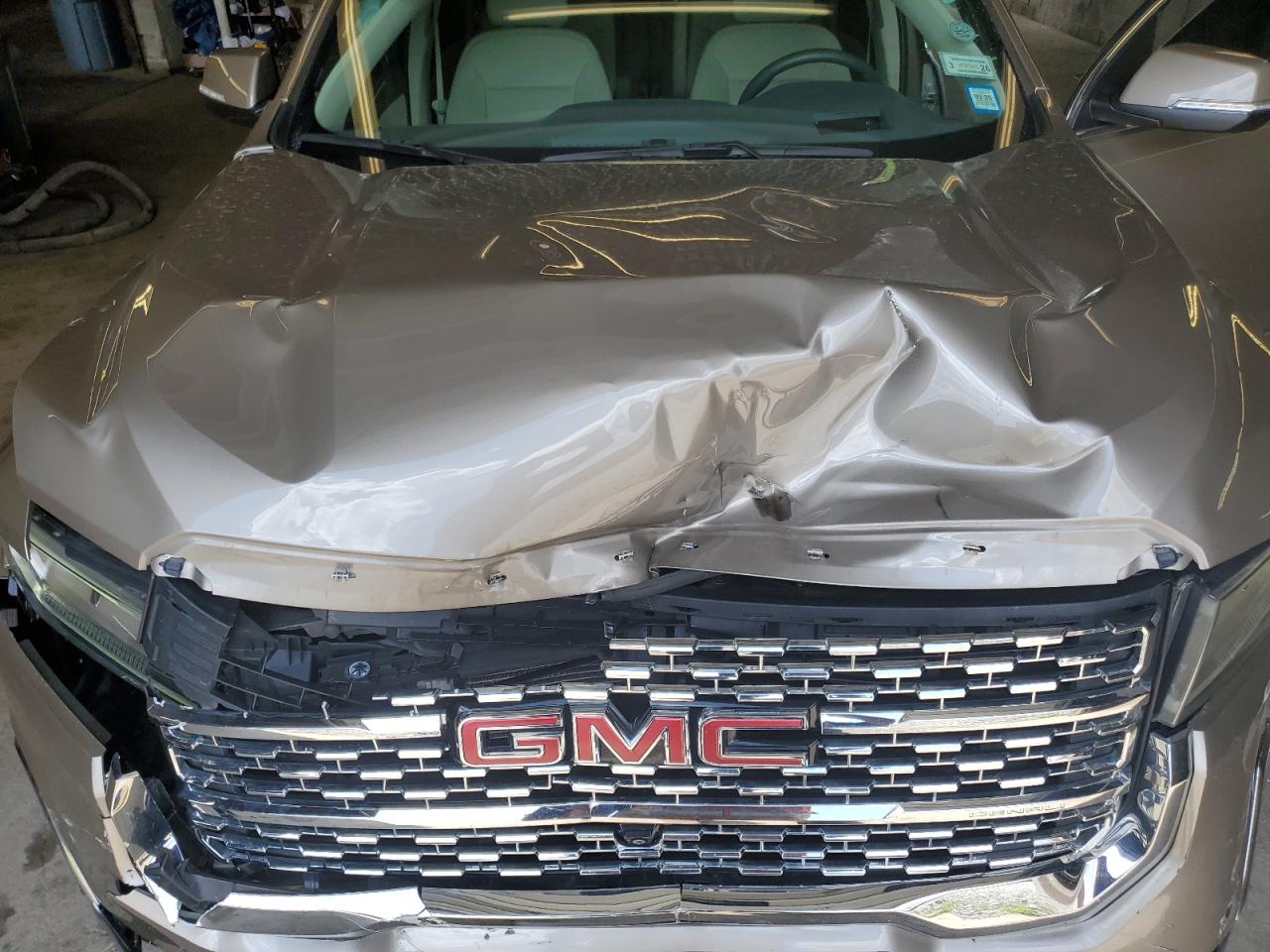 1GKKNXLS4NZ111576 2022 GMC Acadia Denali