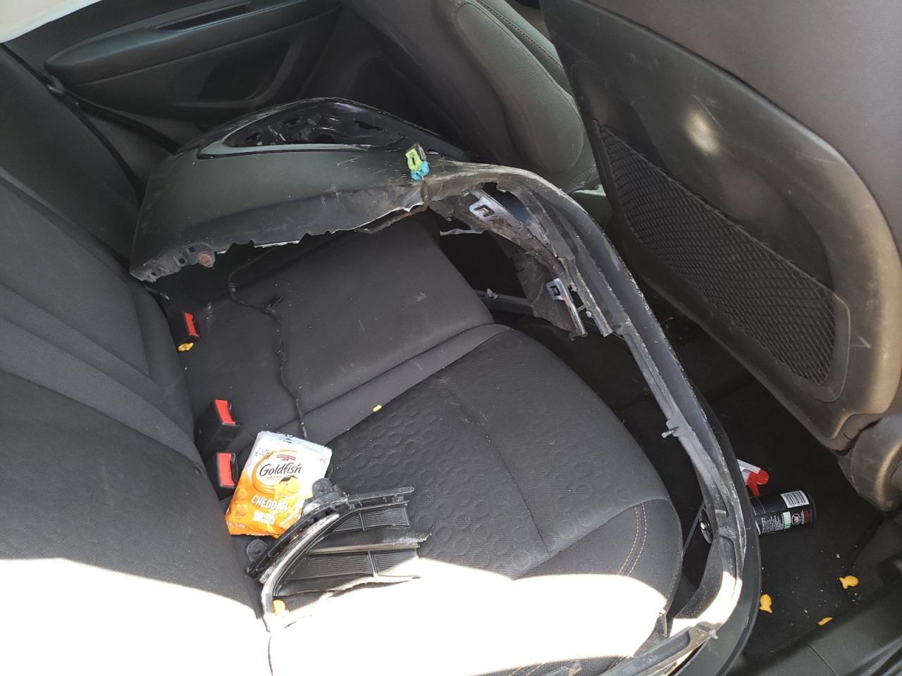 3GNCJKSB8JL170381 2018 Chevrolet Trax Ls