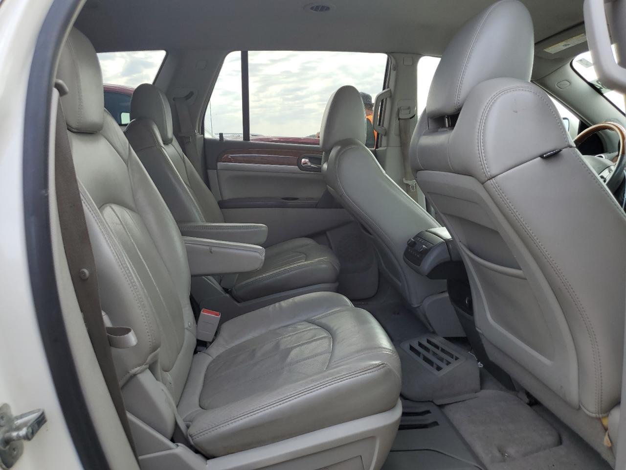 5GALRCED0AJ132530 2010 Buick Enclave Cxl