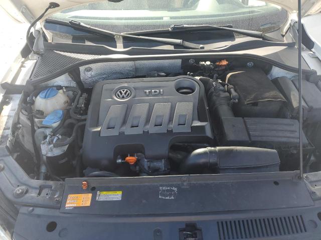 2013 Volkswagen Passat Sel VIN: 1VWCN7A34DC017983 Lot: 58688024