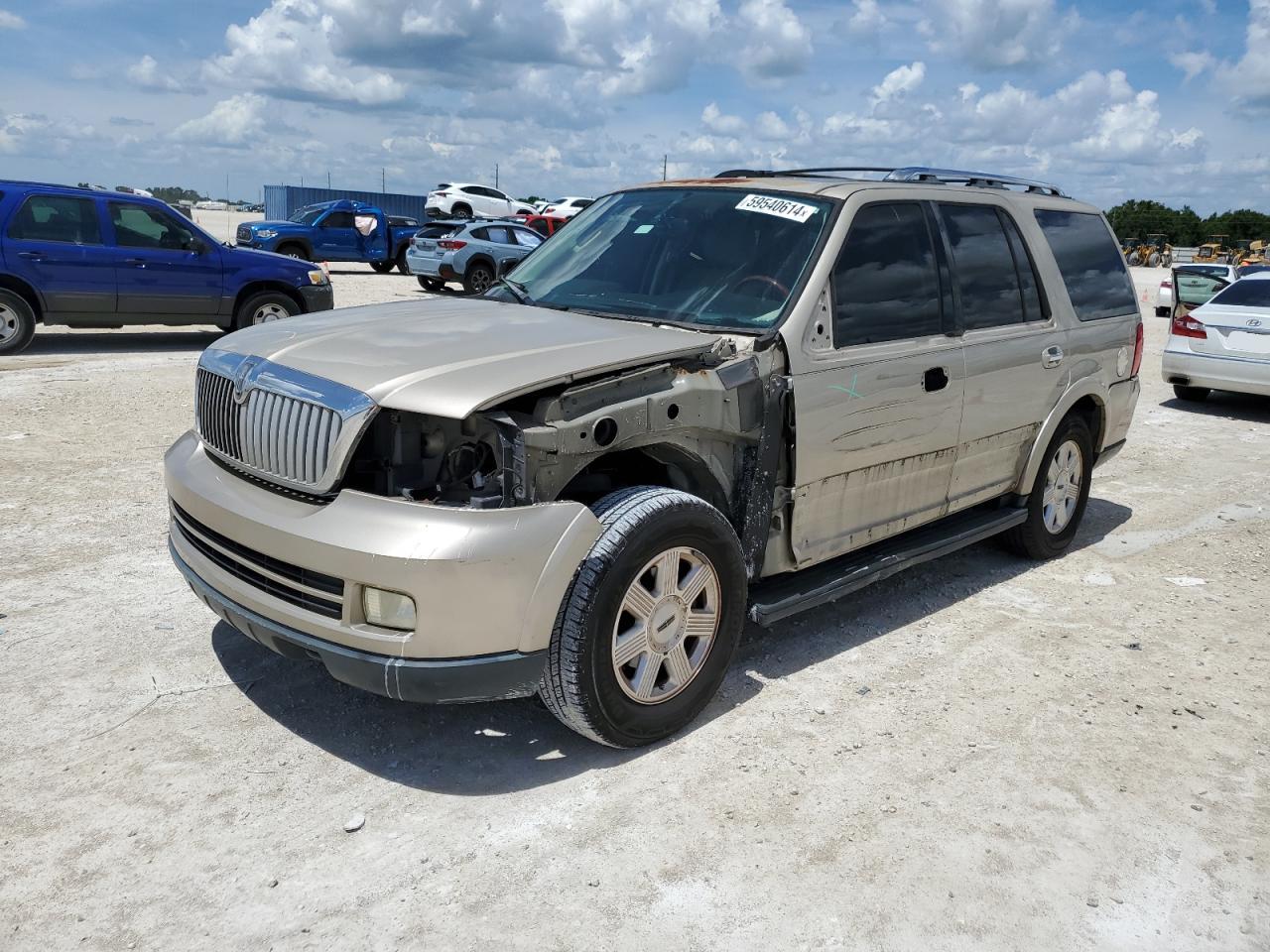 5LMFU275X5LJ12220 2005 Lincoln Navigator