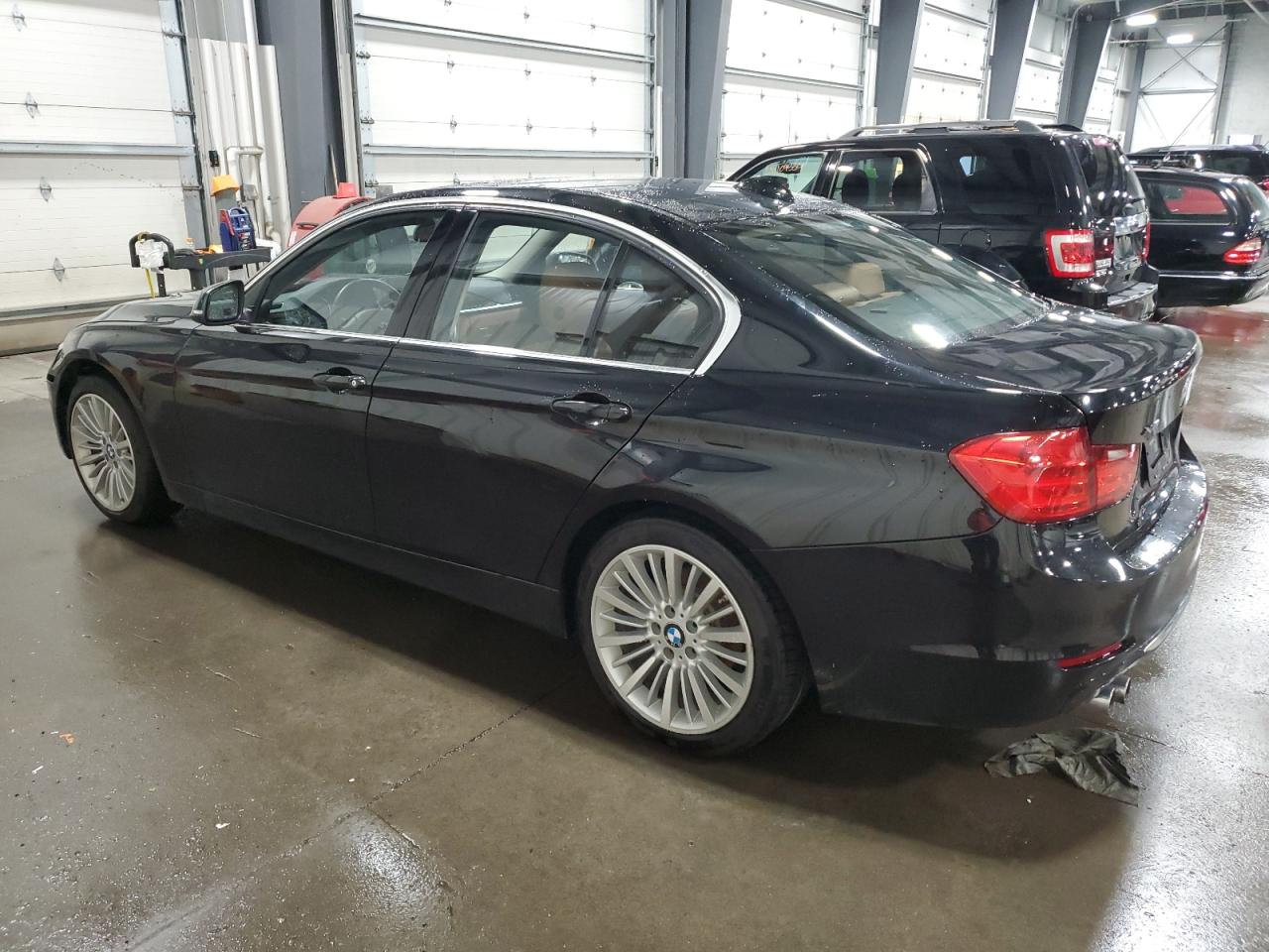 2015 BMW 328 Xi vin: WBA3B3C52FF546267