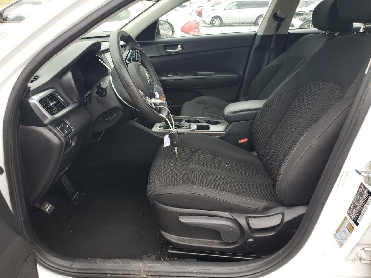 5XXGT4L3XKG341250 2019 Kia Optima Lx