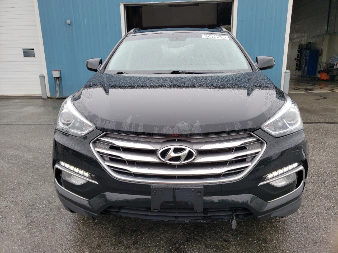 2017 Hyundai Santa Fe Sport vin: 5NMZUDLB0HH007039