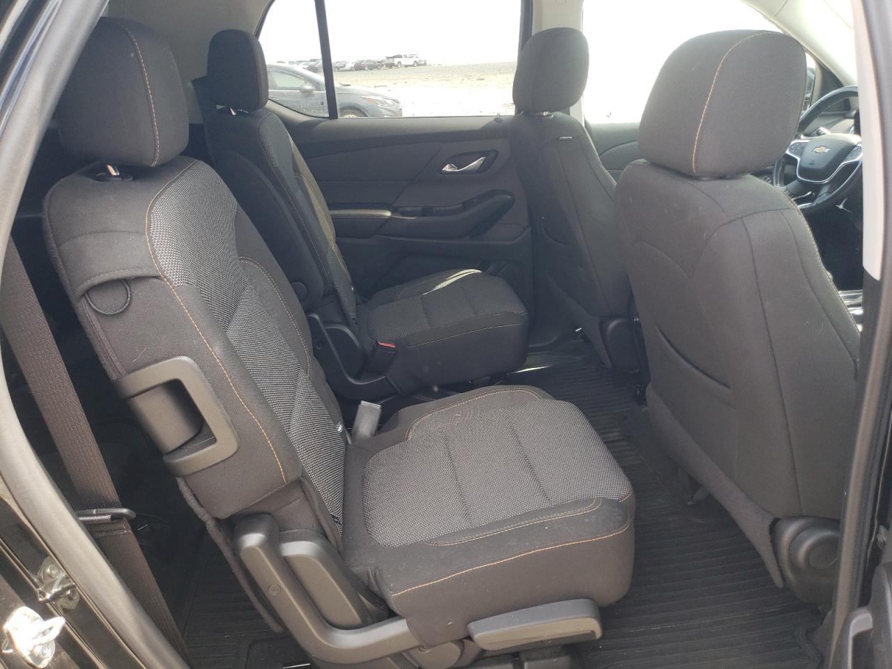 1GNERGKW9KJ116159 2019 Chevrolet Traverse Lt