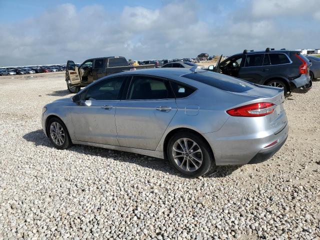 3FA6P0HD4LR148062 Ford Fusion SE 2