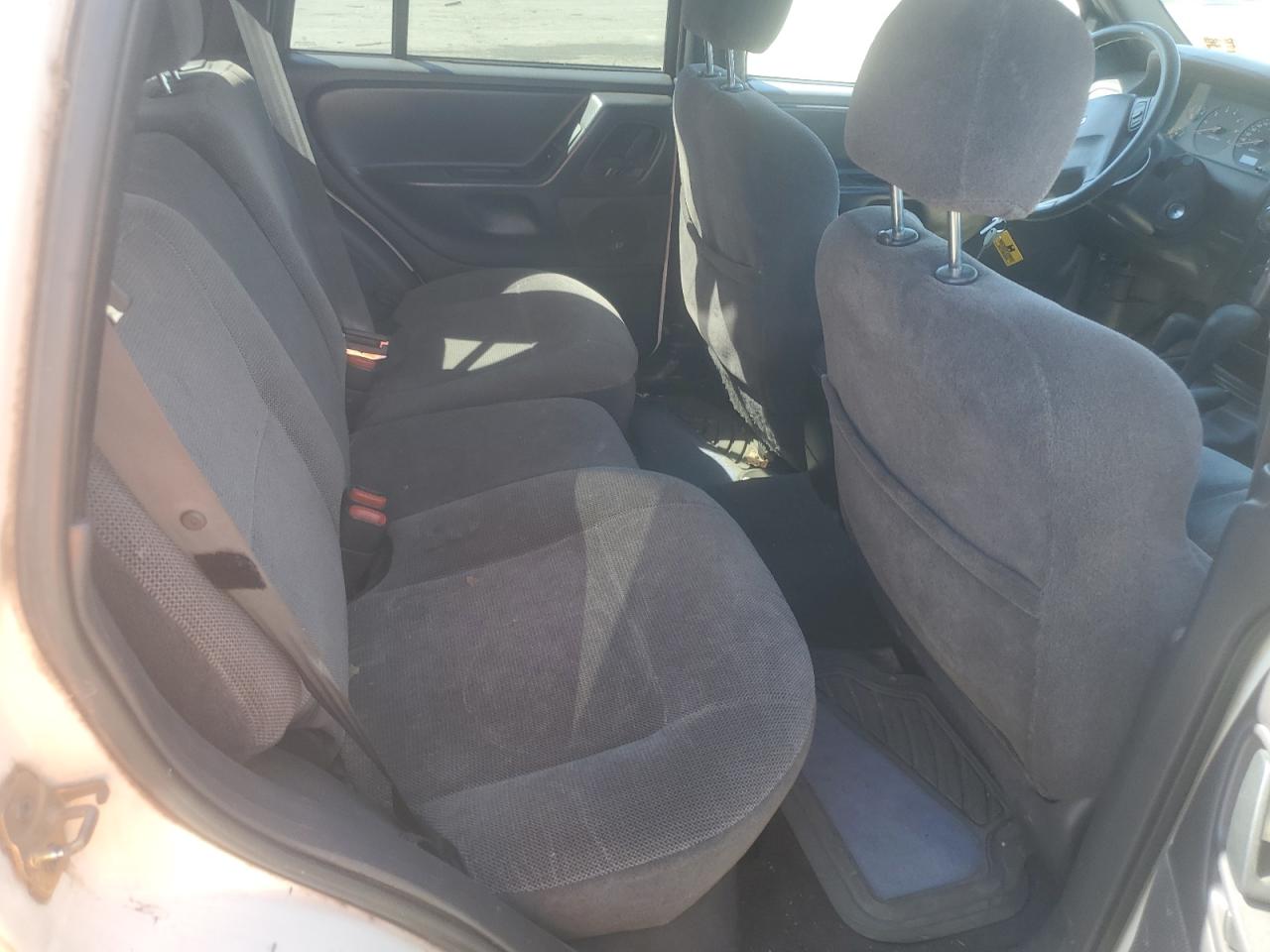 1J4GW48S11C637726 2001 Jeep Grand Cherokee Laredo