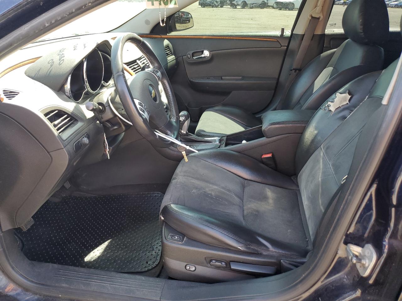 1G1ZD5EB2AF130968 2010 Chevrolet Malibu 2Lt