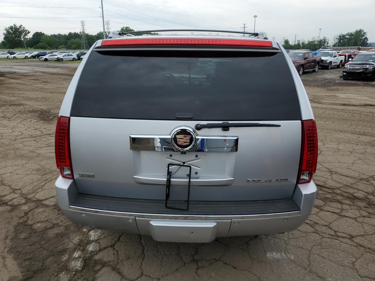 1GYS4BEF0CR321648 2012 Cadillac Escalade Luxury