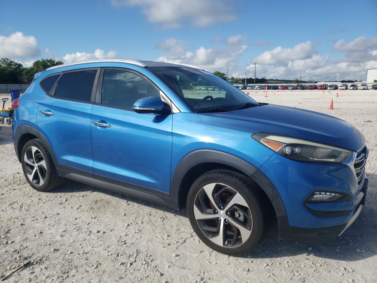 2016 Hyundai Tucson Limited vin: KM8J33A20GU247577