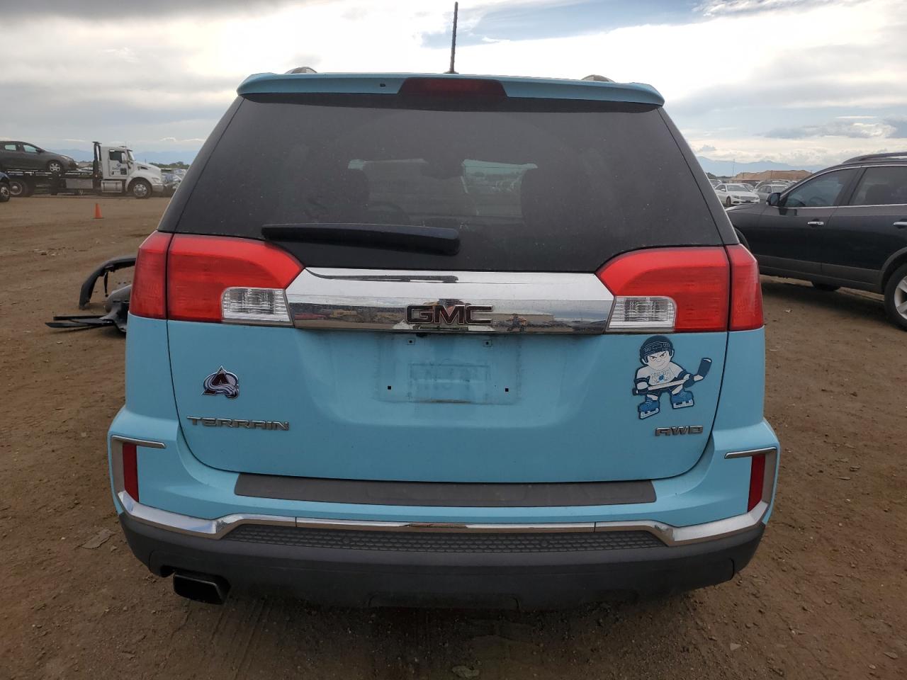 2GKFLUEK7H6327425 2017 GMC Terrain Slt