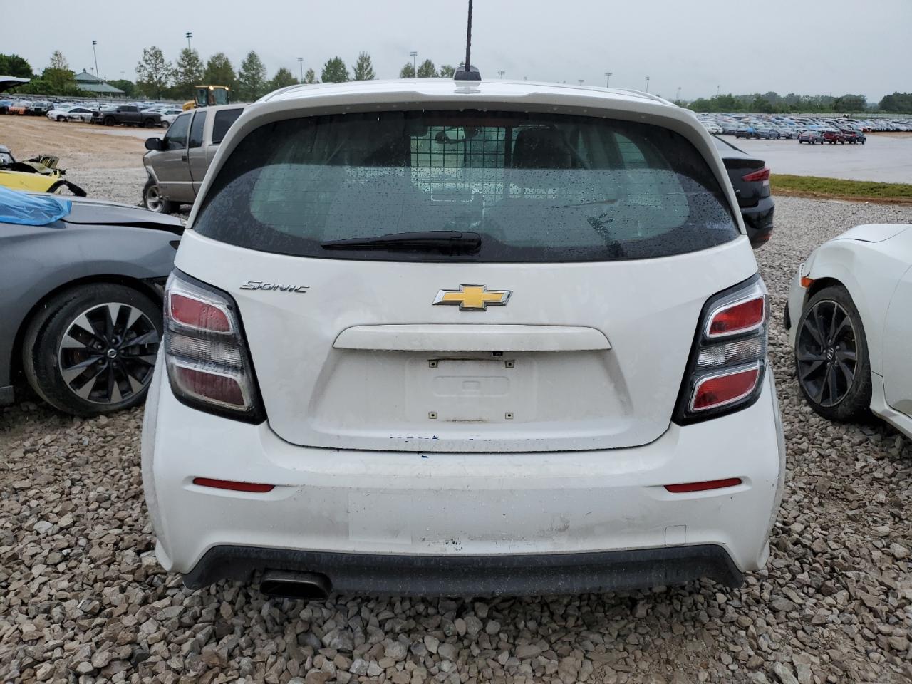 1G1JG6SB0K4143827 2019 Chevrolet Sonic