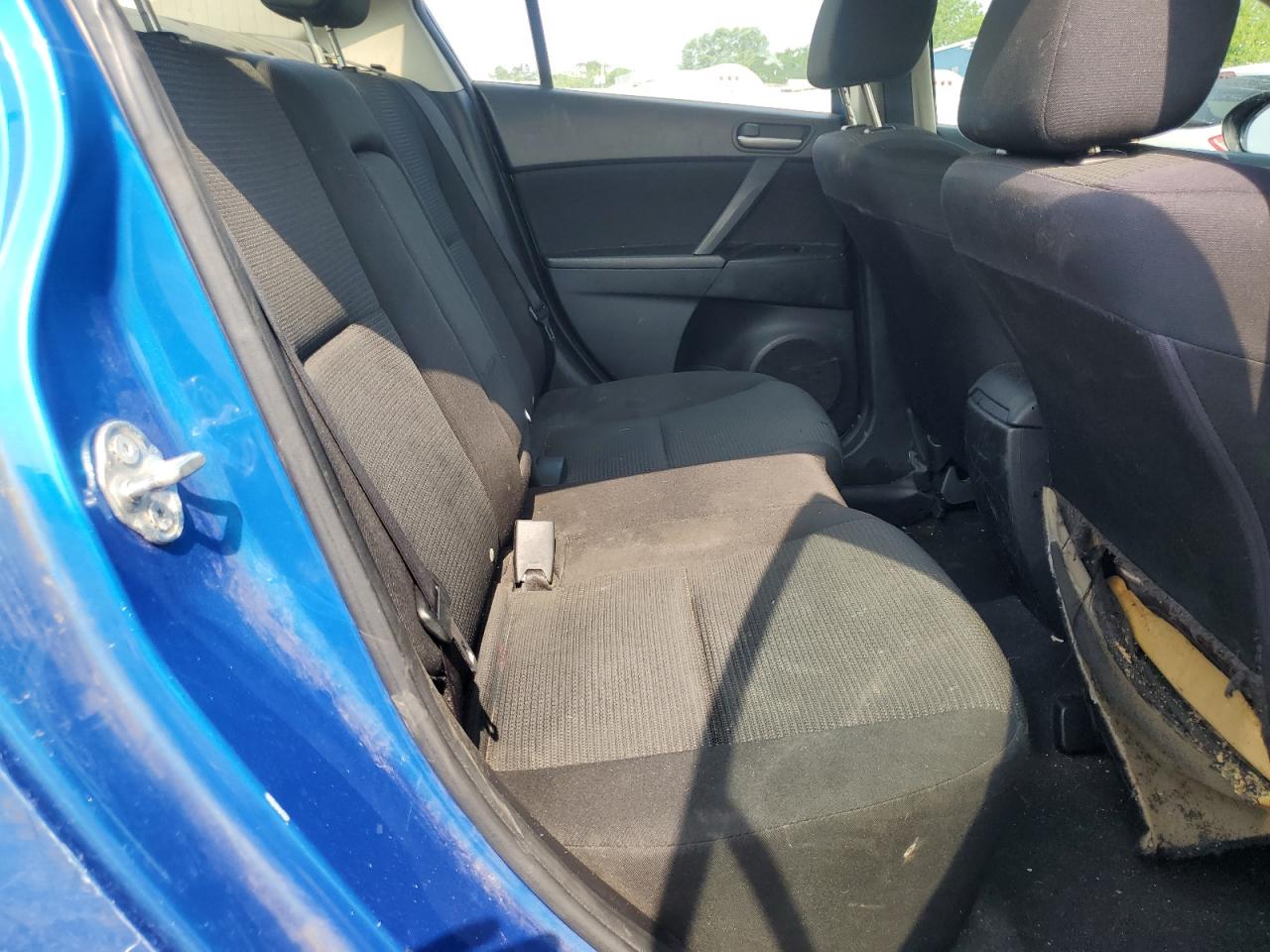 JM1BL1V76C1569025 2012 Mazda 3 I