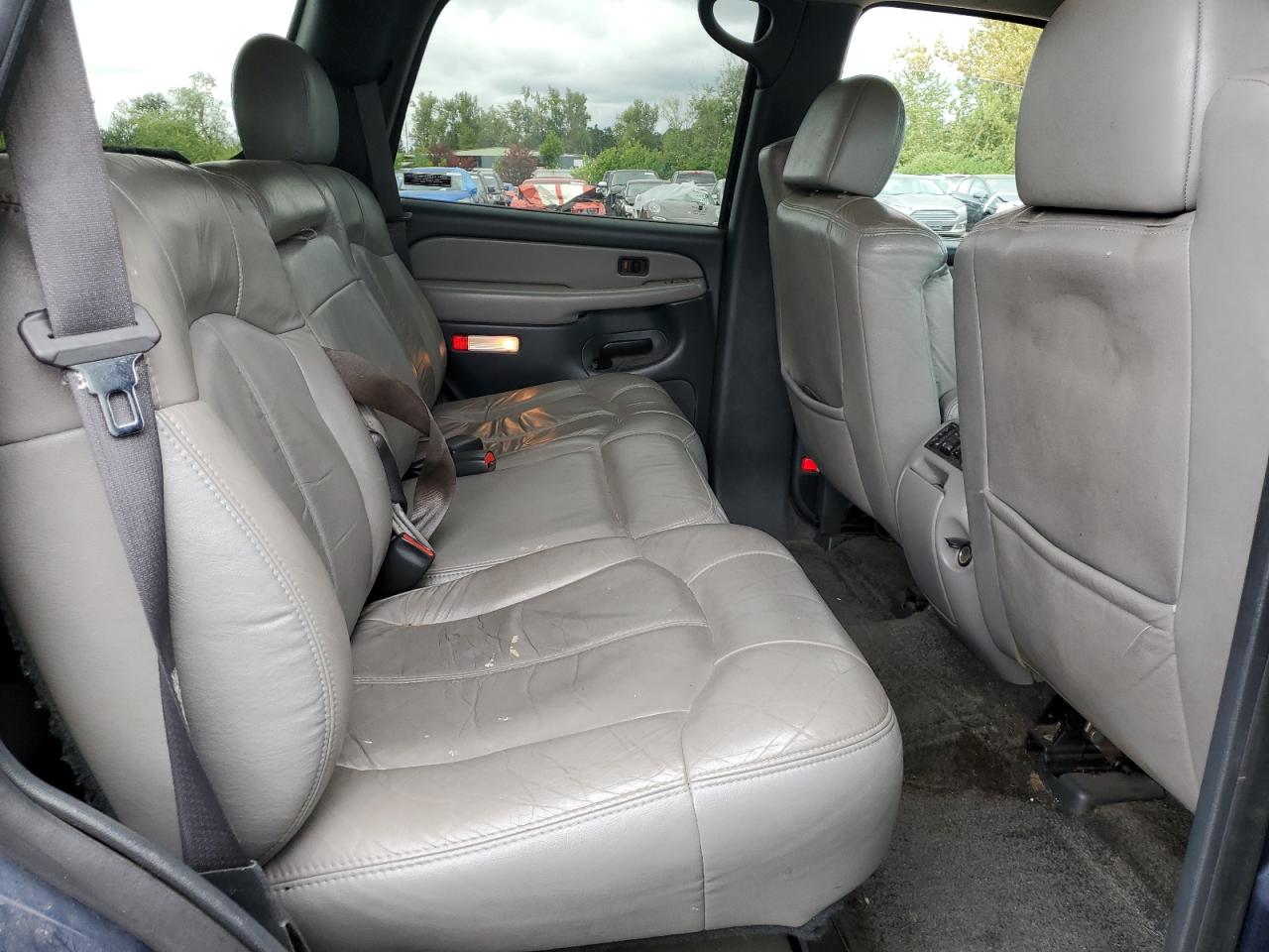 1GNEK13T31R117703 2001 Chevrolet Tahoe K1500