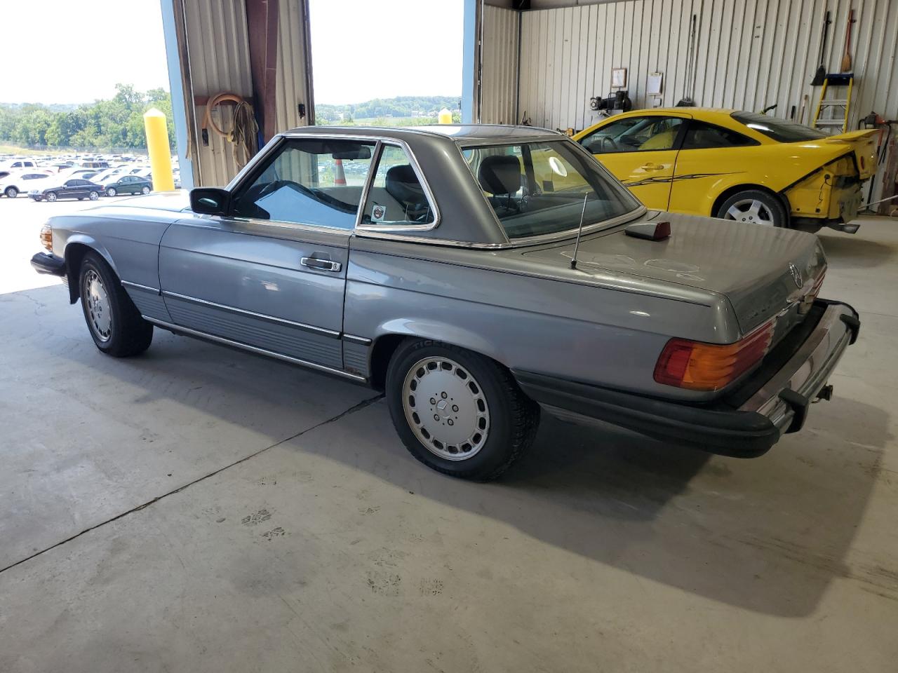 WDBBA48D6HA066786 1987 Mercedes-Benz 560 Sl