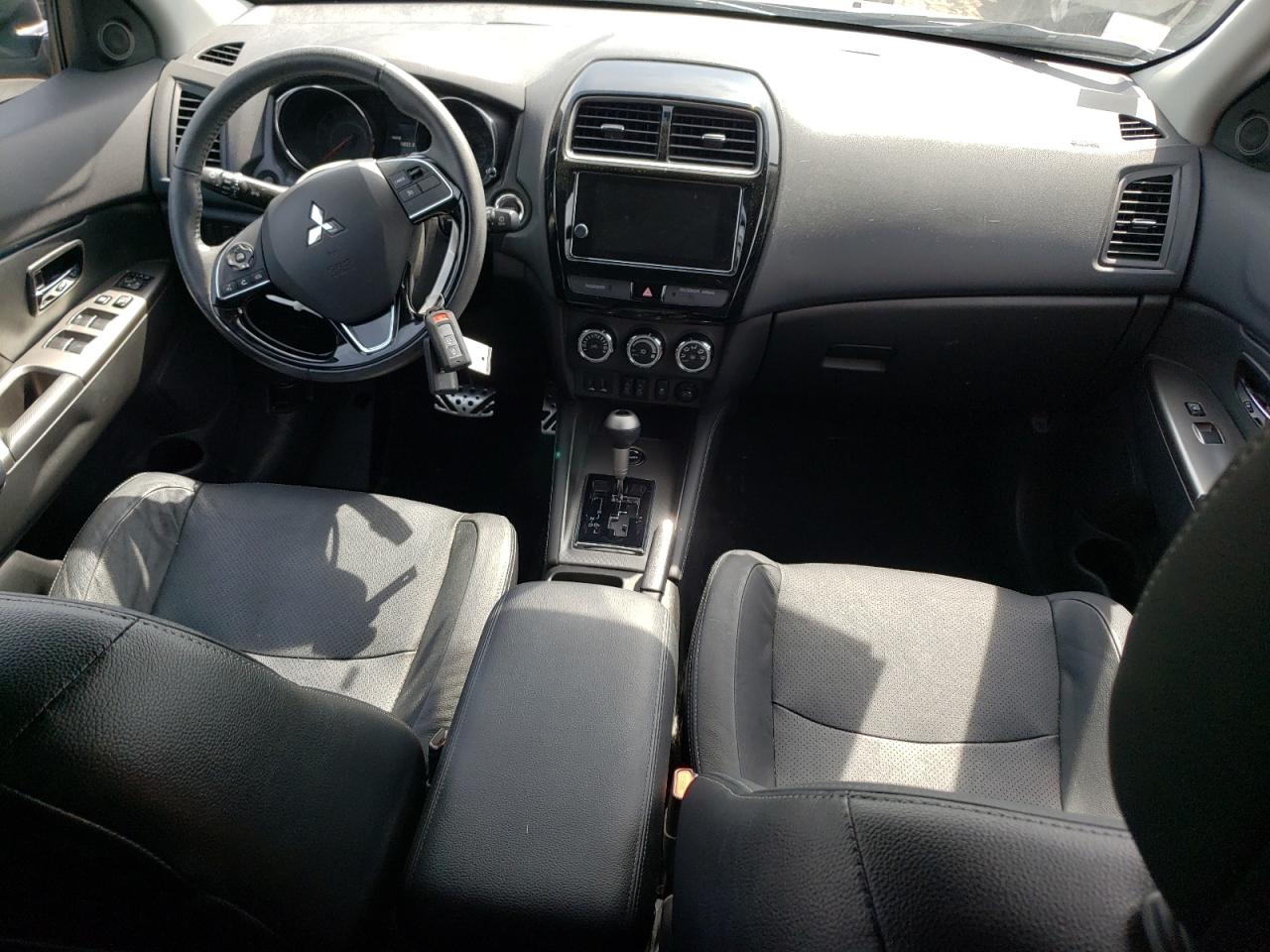 JA4AR4AW9JU017775 2018 Mitsubishi Outlander Sport Sel