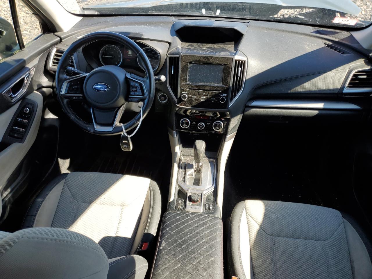 JF2SKAGC4KH513542 2019 Subaru Forester Premium