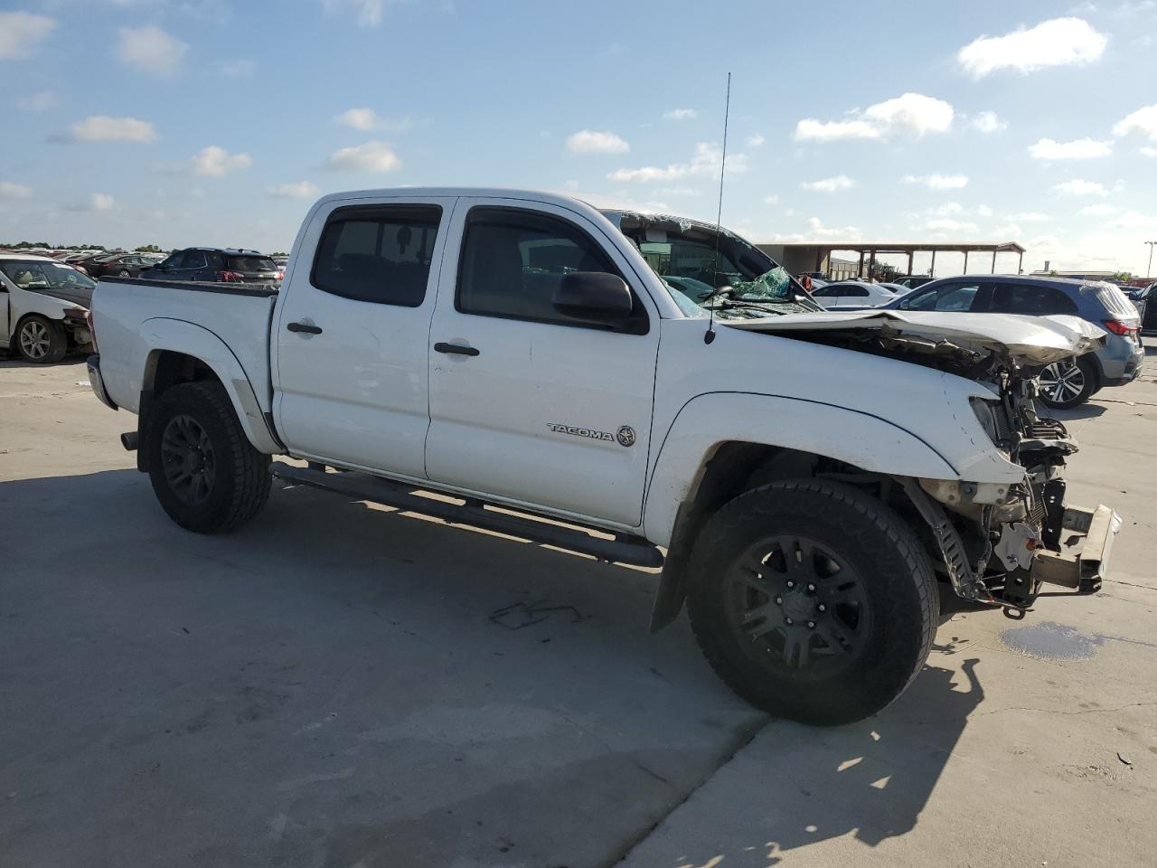 2015 Toyota Tacoma Double Cab vin: 5TFLU4EN3FX142078