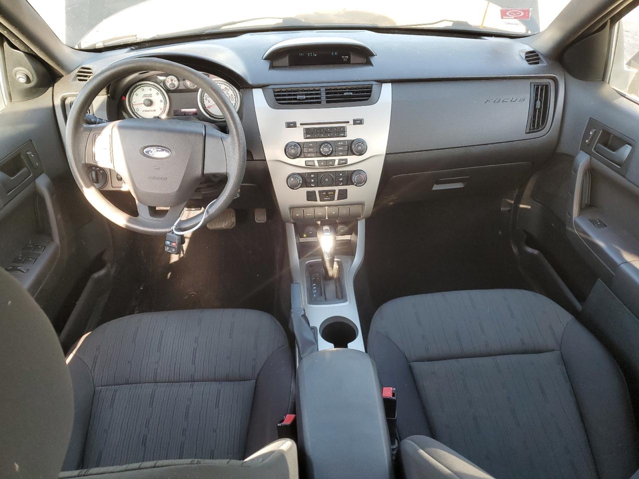 1FAHP3FN1AW297903 2010 Ford Focus Se